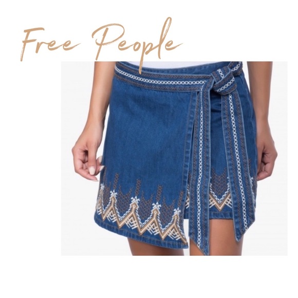 Free People Dresses & Skirts - FREE PEOPLE Dream Away Denim Wrap Skirt size 0